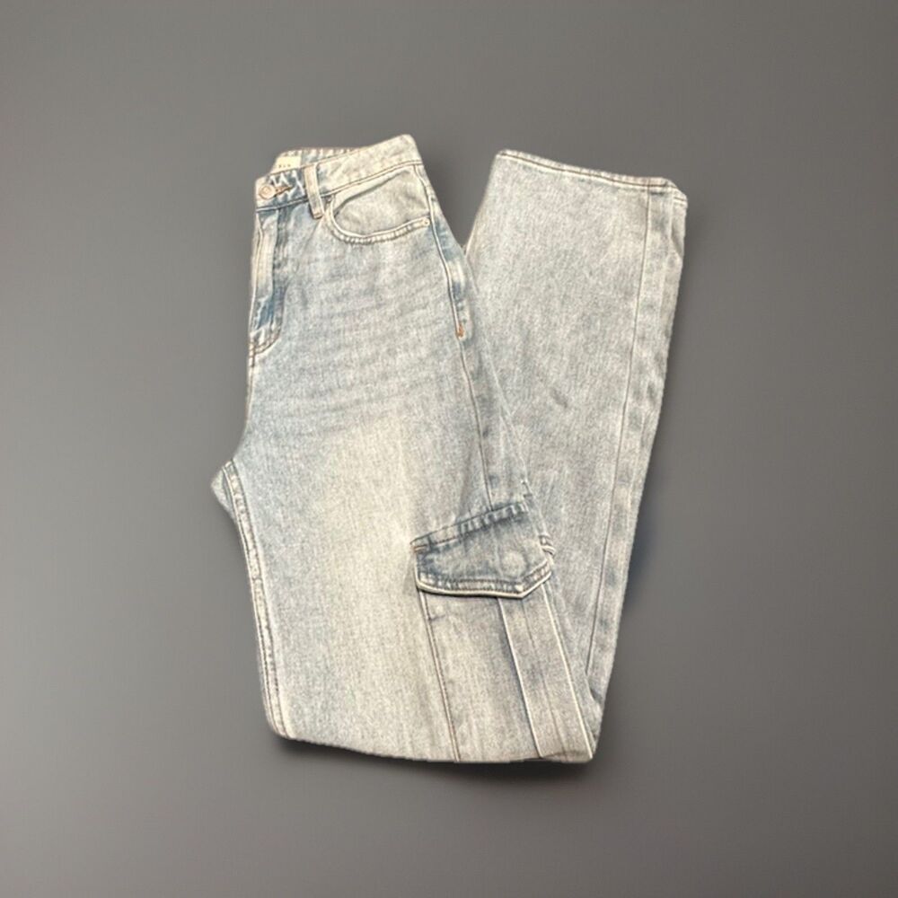 PacSun Women's Light Blue High Rise Cargo 90's Boyfriend Jeans Waist 25